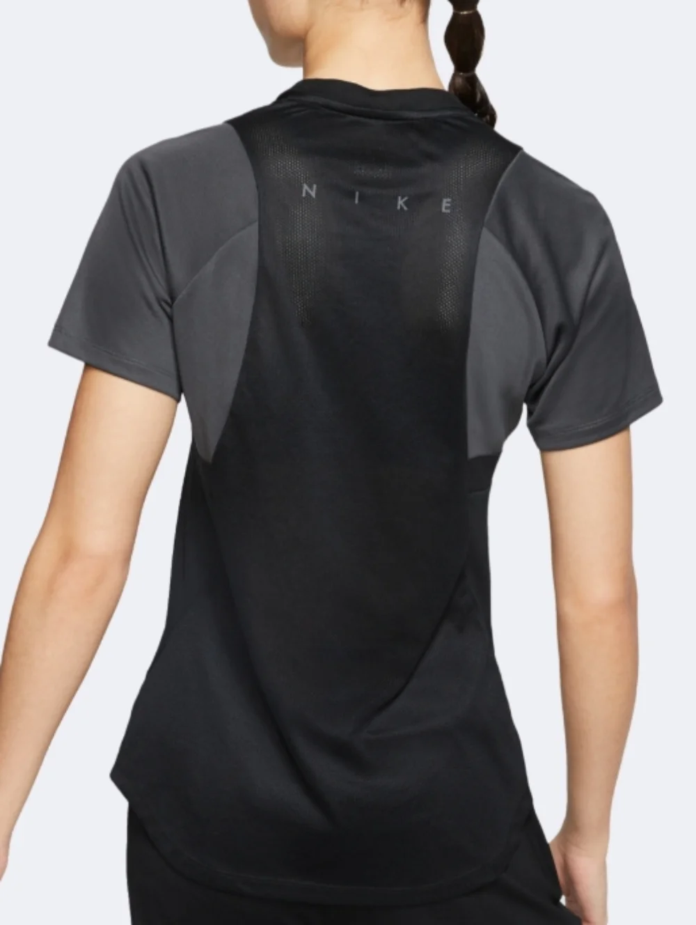 Nike Women's Two-Tone Black and Gray Academy Top
